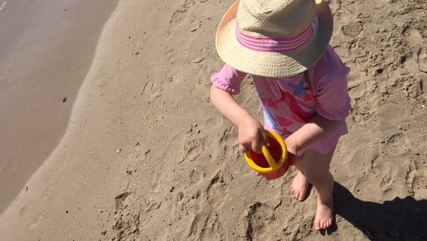 sand swimming